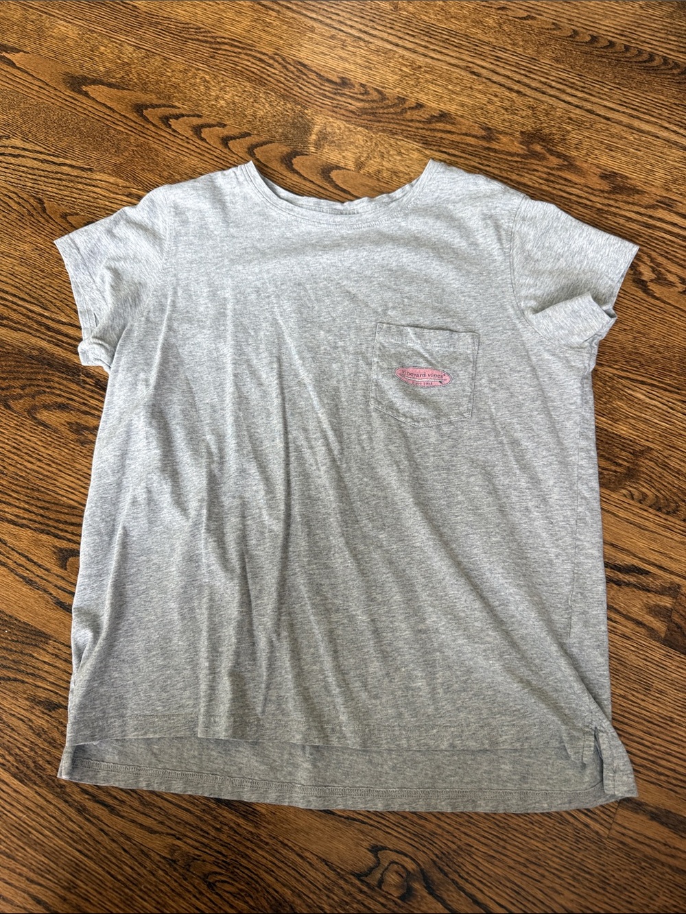 Vineyard Vines Light Heather Gray Tee with Logo Neck Print